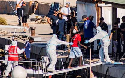 Migranti, sbarcate 337 persone a Lampedusa tra ieri e oggi