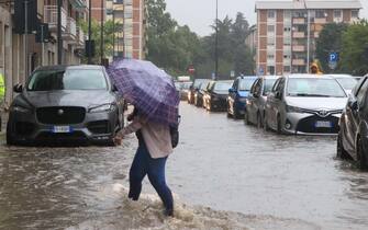 Allagamenti a Milano, dove il fiume Seveso e' esondato a causa del violento nubifragio che si e' abbattuto sulla citta', 24 luglio 2020. ANSA / PAOLO SALMOIRAGO