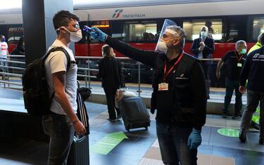 Sold out sui treni da Milano al Sud Italia, è scontro Governo-Regioni