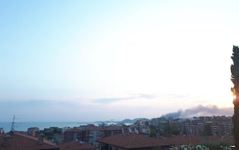 L'area dove si Ë sviluppato un incendio nella notte nel porto di Ancona, 16 settembre 2020. Grande incendio nel porto di Ancona. La foto mostra l'area stamane dopo il rogo della notte. ANSA/Marina Verdenelli
