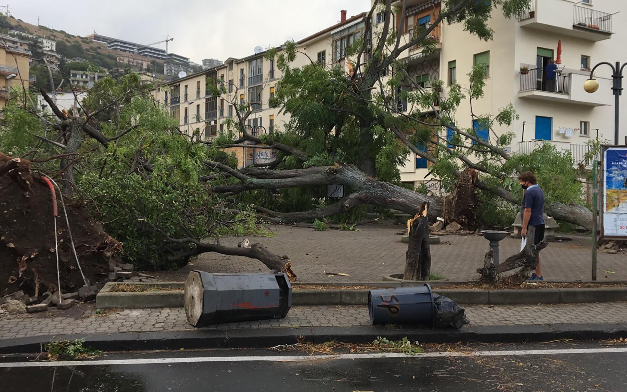 Whirlwind Salerno Bad weather