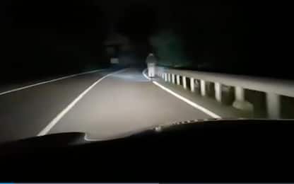 Bussolengo, un monopattino a 80 km/h sulle strade di notte. VIDEO