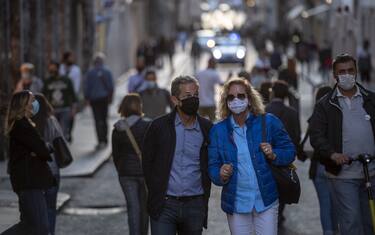 Covid, Coldiretti/Ixè: “Parenti contagiati per un italiano su 10”