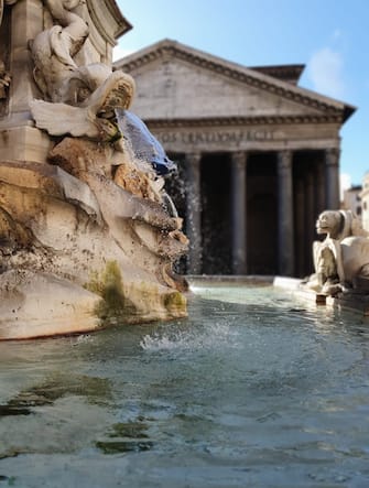 Roma covid