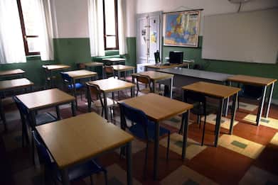 Covid, la Basilicata chiude tutte le scuole fino al 3 dicembre