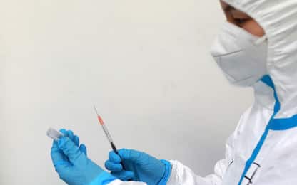 Covid-19, vaccino somministrato a quasi un milione di persone in Cina