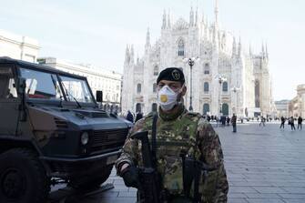 MILAN, ITALY - FEBRUARY 24: An Italian soldier is wearing a fpp3 mask in Duomo Square on February 24, 2020 in Milan, Italy. Italian government takes security measures in Lombardy Region to counter the spread of the COVID-19 coronavirus. (Photo by Stefania D'Alessandro/Getty Images)
