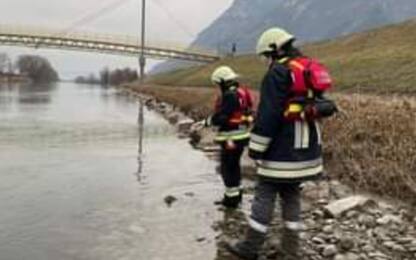 Coniugi scomparsi, recuperato corpo nell'Adige: forse è Peter Neumair