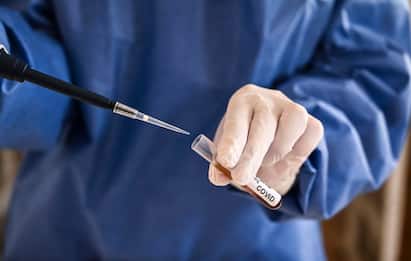 Vaccini Covid, Ema-Ecdc: ciclo completo è vitale contro variante Delta