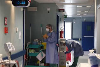 Il reparto covid dell'ospedale Poliambulanza di Brescia, 22 febbraio 2021.  Ansa/Filippo Venezia