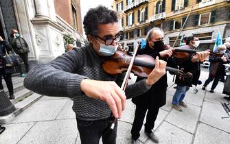 Musicisti durante una manifestazione dei lavoratori dello spettacolo durante l'emergenza Covid