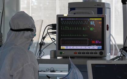 Covid, Palù: "Non è più una pandemia, è meno letale dell’influenza"