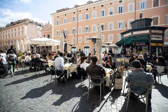 Daily life during the last weekend before the new measures against the Covid-19 pandemic come into force, in Rome, Italy, 13 March 2021. Most of Italy will be a COVID-19 red zone next week, due to a sharp rise in contagion.
ANSA/ MASSIMO PERCOSSI