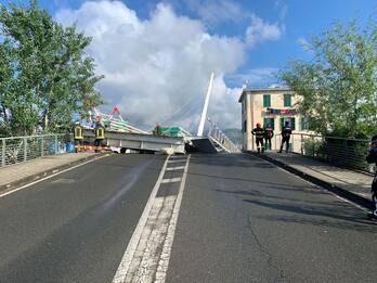 Spezia, crolla ponte levatoio di una darsena: nessun ferito