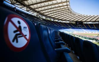 Misure di distanziamento in tribuna Montemario dello Stadio Olimpico durante la conferenza stampa di presentazione degli Internazionali BNL d'Italia 2020 di Tennis allo Stadio Olimpico, Roma, 08 settembre 2020. ANSA/ANGELO CARCONI