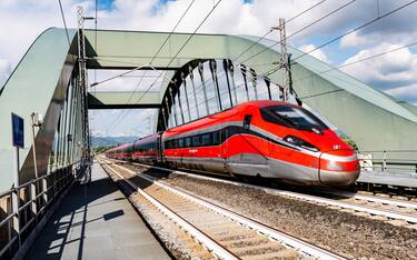 Covid, con green pass verso treni alta velocità con capienza al 100%