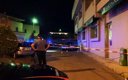 Lecce, uomo ucciso al bancomat: fermato secondo uomo