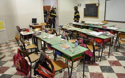 Crolla il soffitto in una scuola di Bra, ferito uno studente