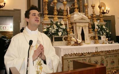Prato, prete arrestato per droga accusato anche di tentate lesioni