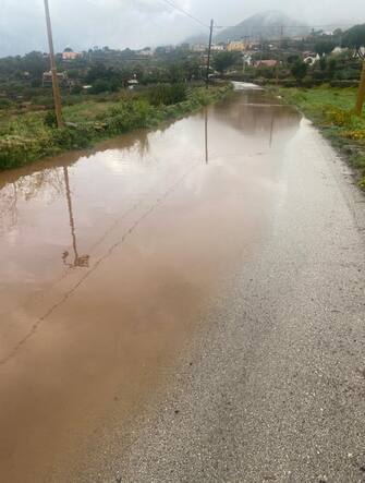 Strada del Catanese allagata a causa del maltempo