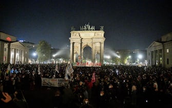 Ddl Zan, la manifestazione contro la bocciatura a Milano