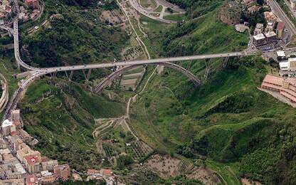 Catanzaro, sequestrati il ponte Morandi e la galleria del Sansinato