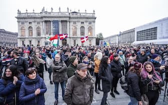 Manifestazione corteo dei no green pass in  piazza Castello. Torino 13 novembre 2021 ANSA/TINO ROMANO
