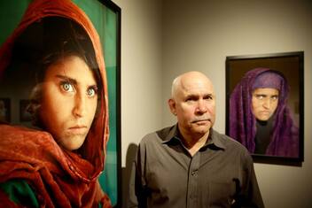 Arrivata in Italia Sharbat Gula, fu bimba simbolo conflitti afghani
