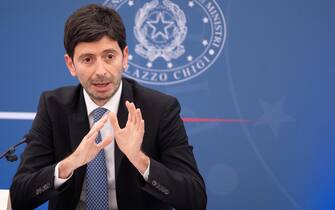 Il ministro della Salute Roberto Speranza Conf Stampa Draghi