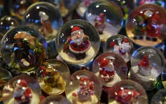 Christmas themed snow globes are for sale at the traditional Christmas Market in Nuremberg, southern Germany, on December 1, 2017.
The traditional "Nuernberger Christkindlesmarkt" opens from December 1 to December 24, 2017. / AFP PHOTO / CHRISTOF STACHE        (Photo credit should read CHRISTOF STACHE/AFP via Getty Images)