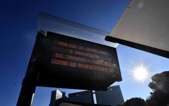 Super Green pass An electronic panel reading in italina informs visitors of the need of a valid Green Pass for Italy and EU in order to get on public transport buses at the Brignole bus stop in Genoa, Italy, 06 December 2021. The measures on the 'enhanced' green certificate (obtainable only with vaccination or recovery) come into effect from 06 December 2021 until 15 January 2022. EPA-ANSA/LUCA ZENNARO