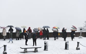 Neve nelle piazze del centro di Torino e all’Allianz Stadium, Torino, 8 dicembre 2021 ANSA/ ALESSANDRO DI MARCO