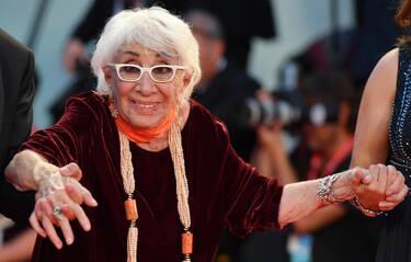 Italian director Lina Wertmuller arrives for a premiere of 'The Laundromat' during the 76th annual Venice International Film Festival, in Venice, Italy, 01 September 2019. The movie is presented in official competition 'Venezia 76' at the festival running from 28 August to 07 September. ANSA/ETTORE FERRARI



