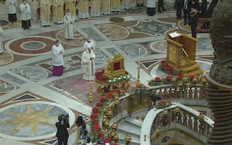 Papa Bergoglio alla Messa della Notte di Natale