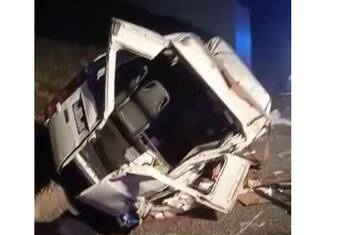 Incidente sulla A16, coinvolto un minibus: 3 suore morte e 10 feriti 
