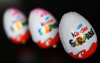 Illustration picture shows the 'Kinder Surprise' chocolate egg, made by Ferrero, Sunday 03 April 2022 in Brussels. 
BELGA PHOTO LAURIE DIEFFEMBACQ (Photo by LAURIE DIEFFEMBACQ/Belga/Sipa USA)