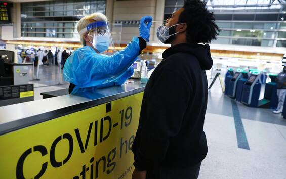 Covid, le news di oggi. Cdc: “Un terzo degli americani vive in aree ad alto rischio”. LIVE Covid, le news di oggi. Cdc: “Un terzo degli americani vive in aree ad alto rischio”. LIVE