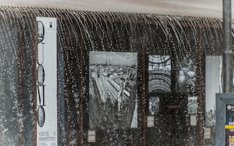 Milano. Pioggia temporale maltempo in Piazza Duomo (Milano - 2021-09-19, Carlo Cozzoli) p.s. la foto e' utilizzabile nel rispetto del contesto in cui e' stata scattata, e senza intento diffamatorio del decoro delle persone rappresentate