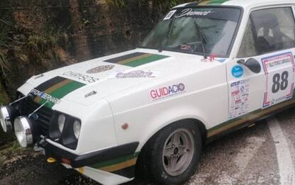 Rallista accusa malore in auto e muore, gara annullata