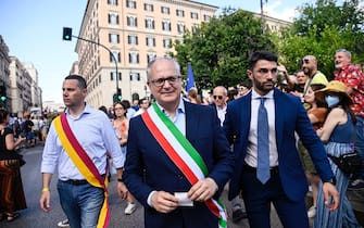 Mayor of Rome, Roberto Gualtieri, among members and supporters of the lesbian, gay, bisexual and transgender (LGBT) community take part in the Pride parade in Rome, Italy, 11 June 2022. ANSA/RICCARDO ANTIMIANI