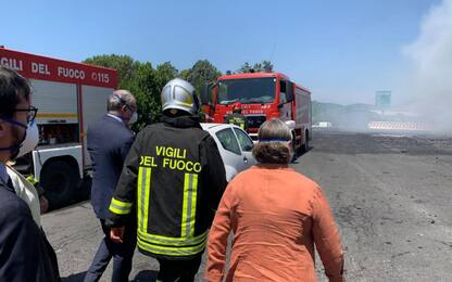 Incendio a Malagrotta, il sindaco di Fiumicino: stop a restrizioni