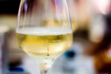 Azienda di prosecco assume ma non si presenta nessuno: la denuncia