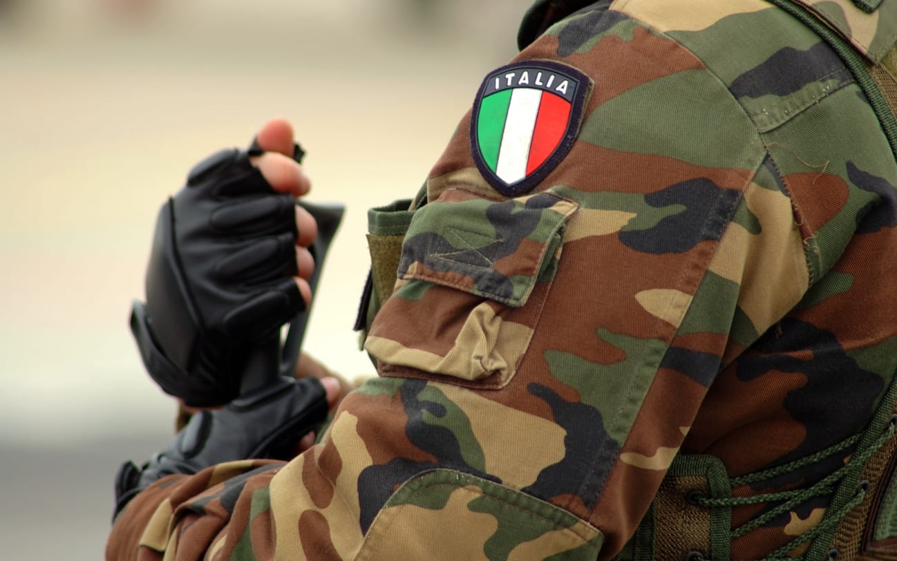 Leva militare obbligatoria, come funziona e può davvero tornare in