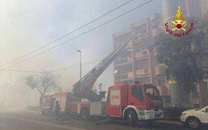 Incendio in un ospedale di Pietra Ligure, 85 evacuati e 3 intossicati