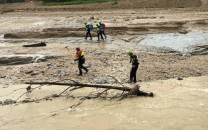 Alluvione Marche, ritrovato lo zaino del bambino disperso