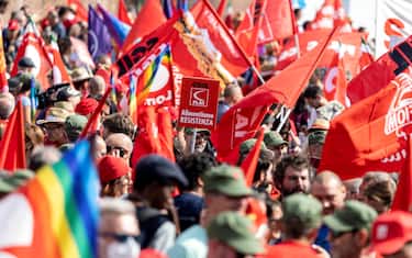 Un momento della manifestazione organizzata dalla CGIL in piazza della Repubblica, Roma, 08 ottobre 2022. ANSA / MASSIMO PERCOSSI