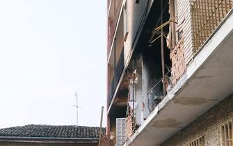 Una bombola di gas è esplosa in un appartamento di una palazzina residenziale di tre piani, in via Braida, al civico 10, a Carignano (Torino), dove vive una persona anziana.,16 ottobre 2022.
ANSA/ ALESSANDRO DI MARCO
