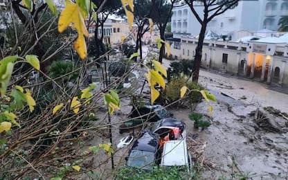 Frana Ischia, continuano operazioni soccorso: 10 isolati, 130 sfollati
