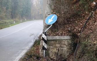 Foto di ciò che resta dell’incidente a San Giustino dove sono morti 4 giovani. 