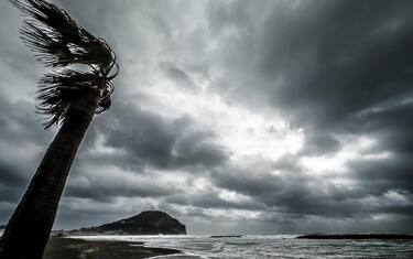 Maltempo, allerta arancione su 4 regioni: danni al Centro-Sud